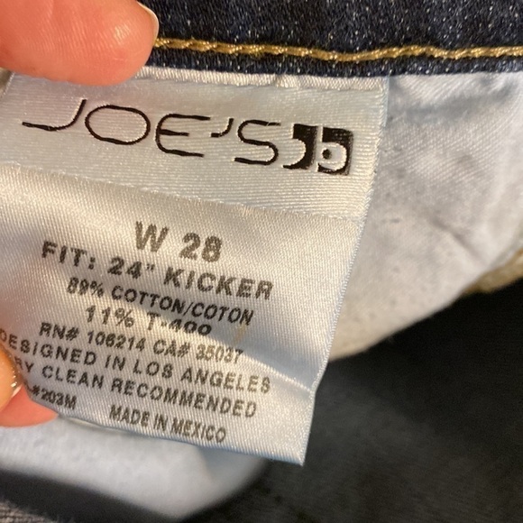 Joes Jeans Dark Distressed Stretch Cropped jeans size 28 - Picture 7 of 11